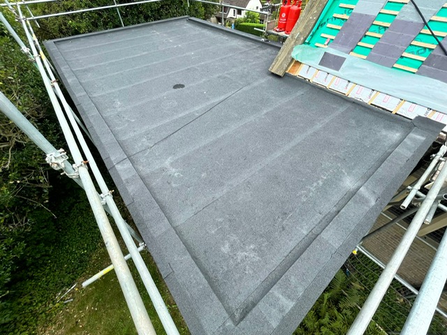 Flat roof in Menston 1